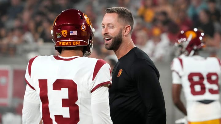 USC Football: Trojans Kliff Kingsbury Interviewing for Chicago Bears OC Position