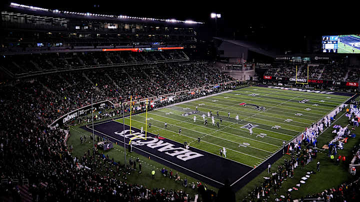 Cincinnati Cracks Top Seven Schools For Three Star 2025 Tight End Hollis Davidson