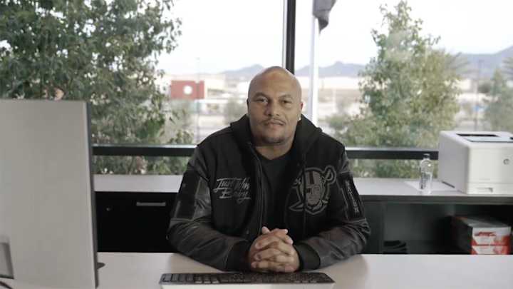 Antonio Pierce Makes Raiders Hiring Official With Brief Message to Fan Base