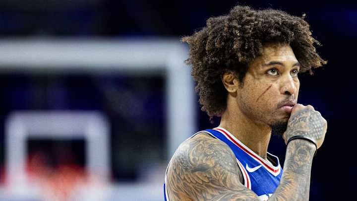 Kelly Oubre Reacts to 76ers Rookie's Career Moment vs. Magic
