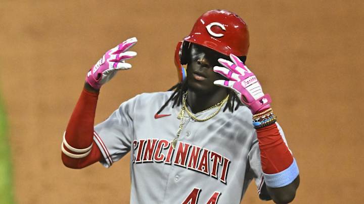 Watch: Reds Superstar Elly De La Cruz Tweaks Swing Ahead of 2024 Season