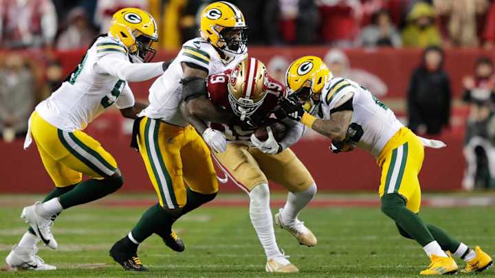 49ers’ Deebo Samuel Ruled Out of Game vs. Packers After Hit