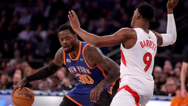 Canadian Bakin'; Brunson, Randle, Knicks Pull Away From Old Toronto Friends Barrett, Quickley