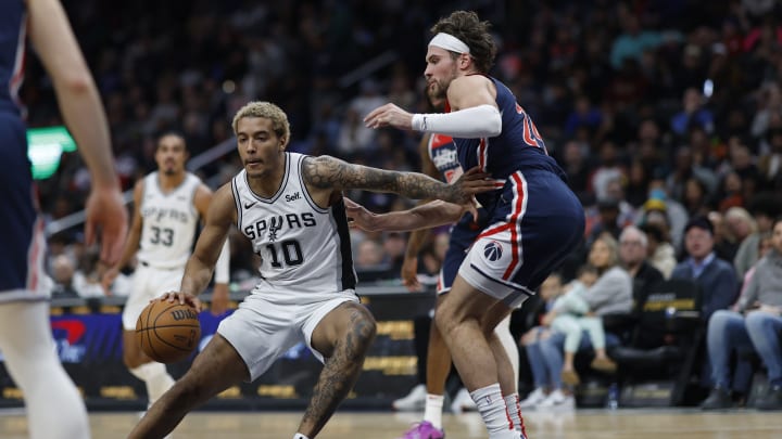 Late Rally Fueled by Jeremy Sochan Pushes Spurs Past Wizards
