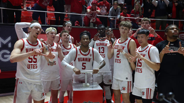 Deivon Smith Goes Off in Utah's Statement Win Over Oregon