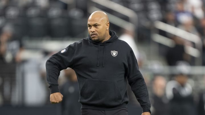 Maxx Crosby's Reaction to Pierce Becoming HC