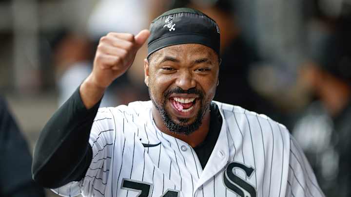 Chicago White Sox Slugger Eloy Jimenez Reportedly Not Drawing Much Trade Interest