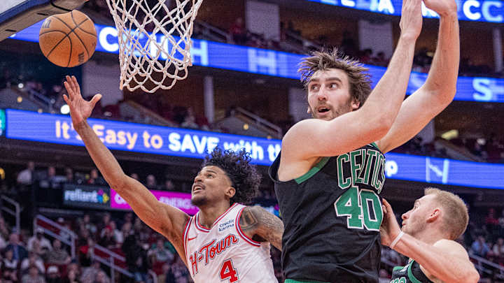 Joe Mazzulla Praises Celtics’ Second Unit After Stepping Up vs. Rockets: 'Why You Believe in Them'