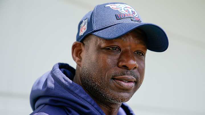 New York Jets To Interview Titans Assistant Coach Tony Dews