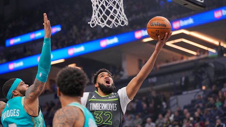 Karl-Anthony Towns sets Wolves record with 44 points in first half against Hornets Karl-Anthony Towns sets Wolves record with 44 points in first half against Hornets