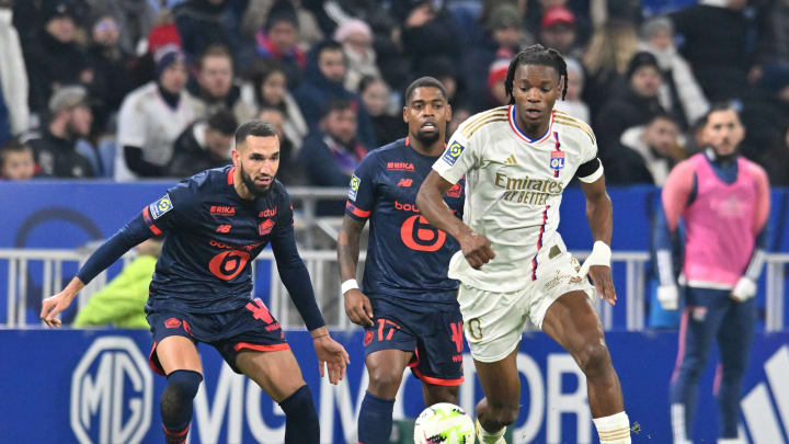 Report: Sunderland in race to sign towering Lyon midfielder Report: Sunderland in race to sign towering Lyon midfielder