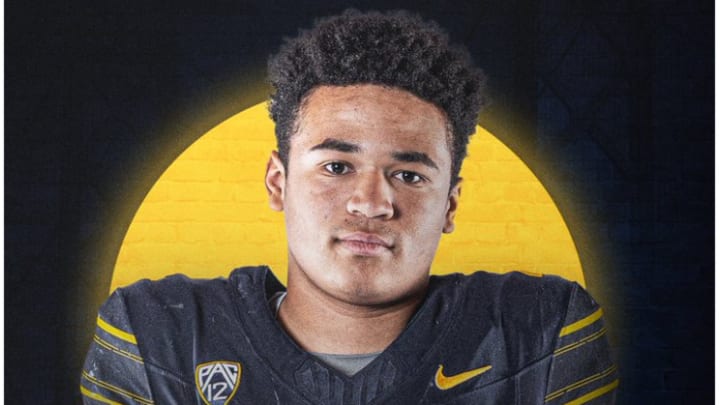 Kicker/Punter Derek Morris Commits to Cal for 2024 Kicker/Punter Derek Morris Commits to Cal for 2024