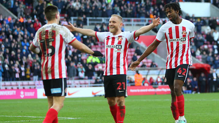 Alex Pritchard offered new Sunderland deal - Kristjaan Speakman