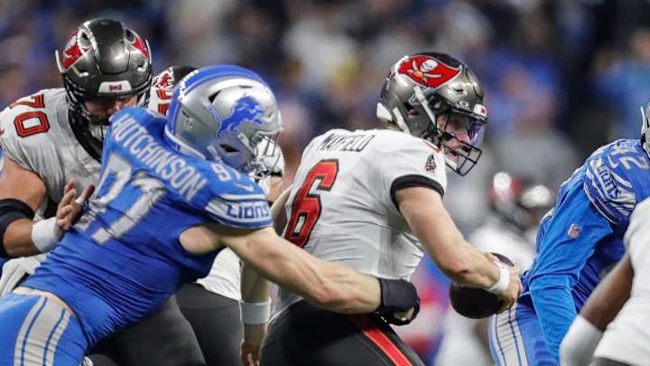 Notebook: Hutchinson Expects Lions to Keep 'Train Rolling' Notebook: Hutchinson Expects Lions to Keep 'Train Rolling'