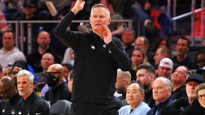 Steve Kerr Reveals Reason for Very Controversial Decision in Kings vs. Warriors