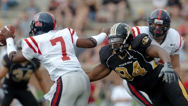 Rebel Rewind: QB Brent Schaeffer Looks to Revive Ole Miss in 2006
