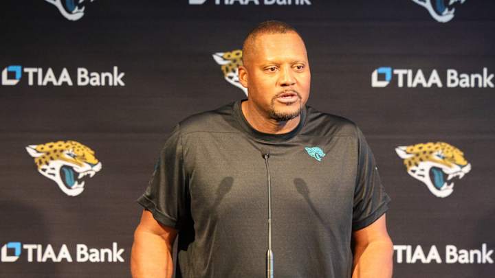 Report: Ex-Jaguars DC Mike Caldwell Interviewing For Eagles LB Coach