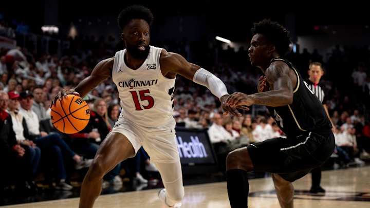 Three Man Weave: Cincinnati Clamps down in Second Half to Beat UCF 68-57