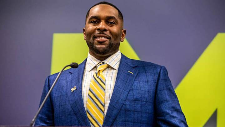 OFFICIAL: Sherrone Moore Hires Steve Casula To Coach Tight Ends OFFICIAL: Sherrone Moore Hires Steve Casula To Coach Tight Ends