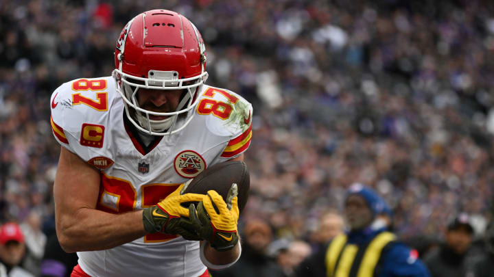 Report: KC Chiefs TE Travis Kelce Gave 'Unbelievable' Speech Prior to Super Bowl LVIII