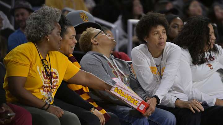 USC Women's Basketball: Superstar Trojan Makes Another Hall Of Fame