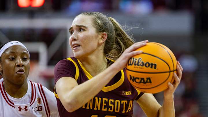 Gophers star Mara Braun suffers foot injury that requires surgery Gophers star Mara Braun suffers foot injury that requires surgery