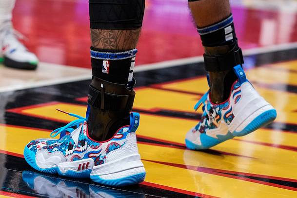 Adidas Trae Young 1 Celebrates Black 