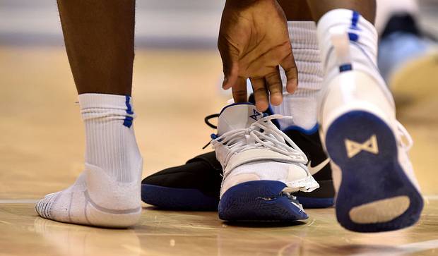 Zion Williamson knee injury: Freshman 