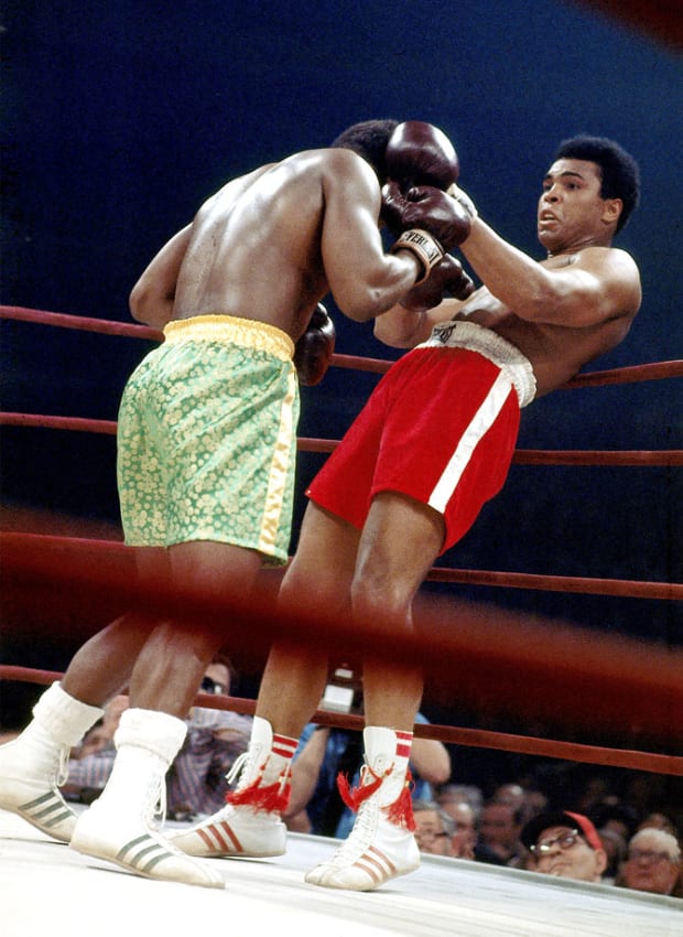 Joe Frazier Glossy 8 x 10 Color Photograph Very Rare Original Muhammad Ali vs 
