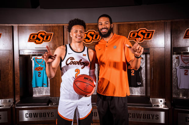 Cade Cunningham Signs Letter of Intent - Sports Illustrated Oklahoma State  Cowboys News, Analysis and More