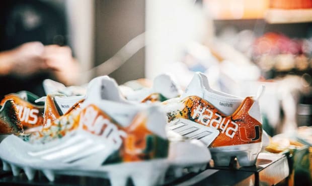 miami hurricanes football cleats