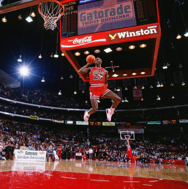Michael Jordan dunk contest photo explained by SI photographer Illustrated