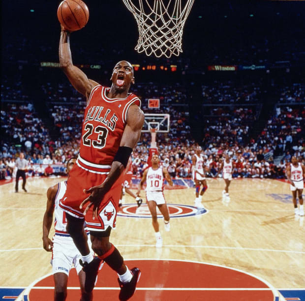 Michael Jordan dunk contest photo explained by SI photographer Illustrated