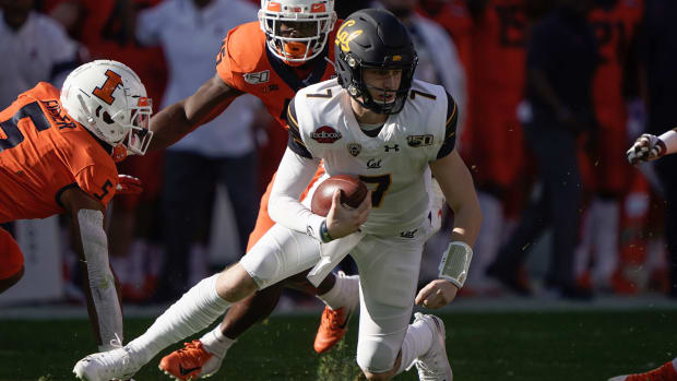 Chase Garbers's Big Day Leads Cal Past Illinois in Redbox Bowl