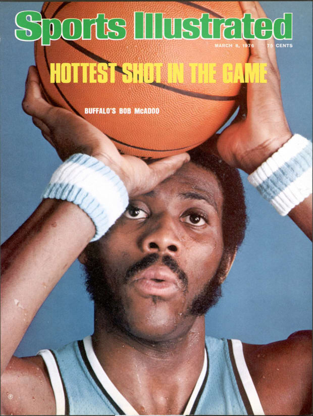 Washington Bullets Elvin Hayes, 1978 Nba Eastern Conference Sports  Illustrated Cover Wood Print by Sports Illustrated - Sports Illustrated  Covers