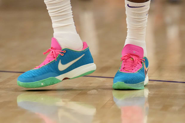 LeBron James Debuts Nike 20 "Fruity Pebbles" - Sports Illustrated FanNation News, Analysis and More