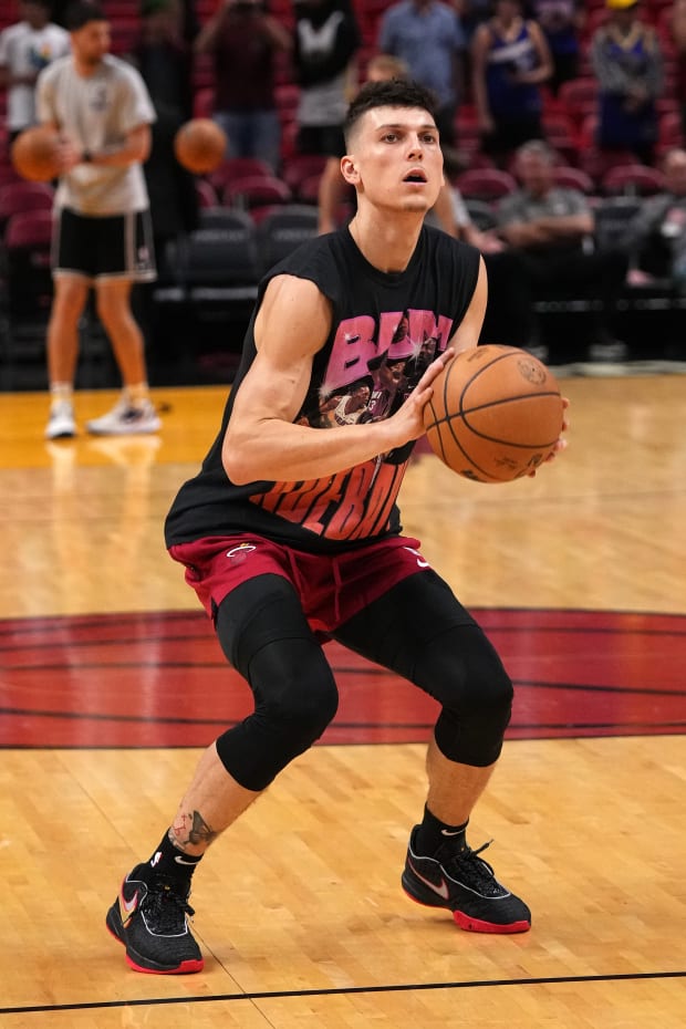 Tyler Herro Wears Lebron James' Shoes In Miami Heat Colorway - Sports  Illustrated Fannation Kicks News, Analysis And More