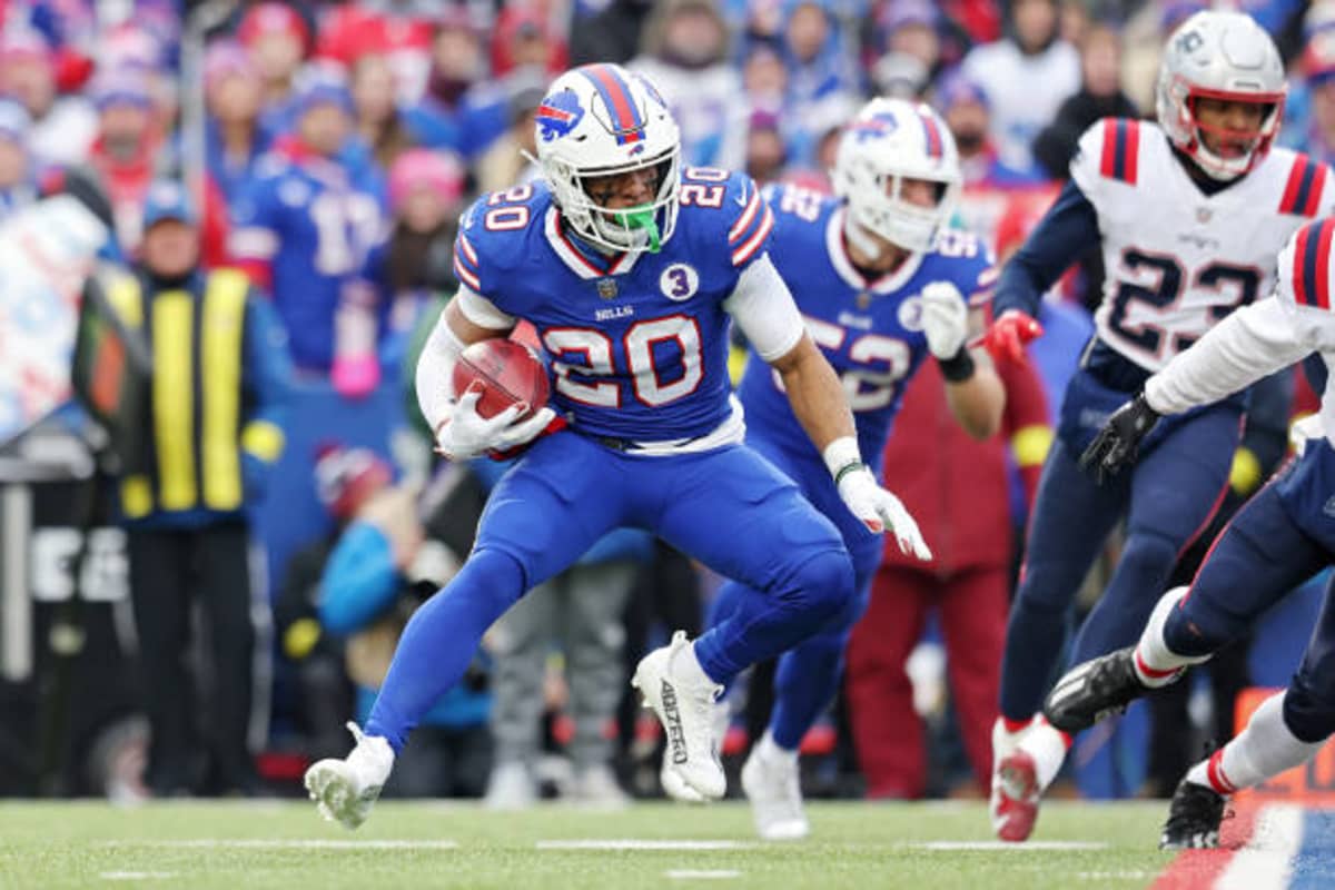 Nyheim Hines Takes Legal Action After Torn ACL in Jet Ski Accident