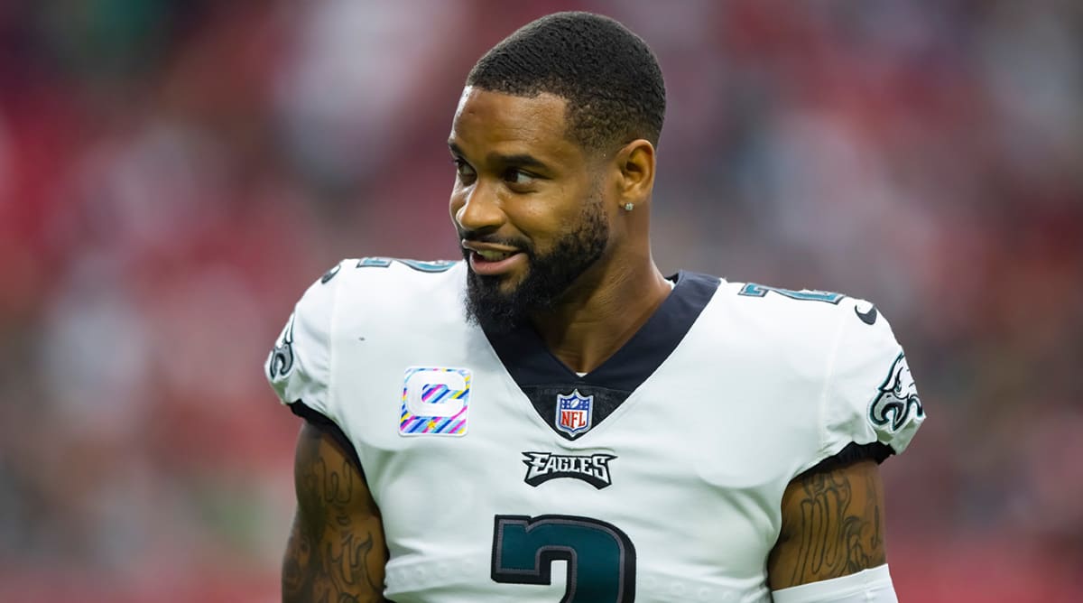 Eagles' Darius Slay Has One Piece of Harsh Criticism for Other NFL Veterans