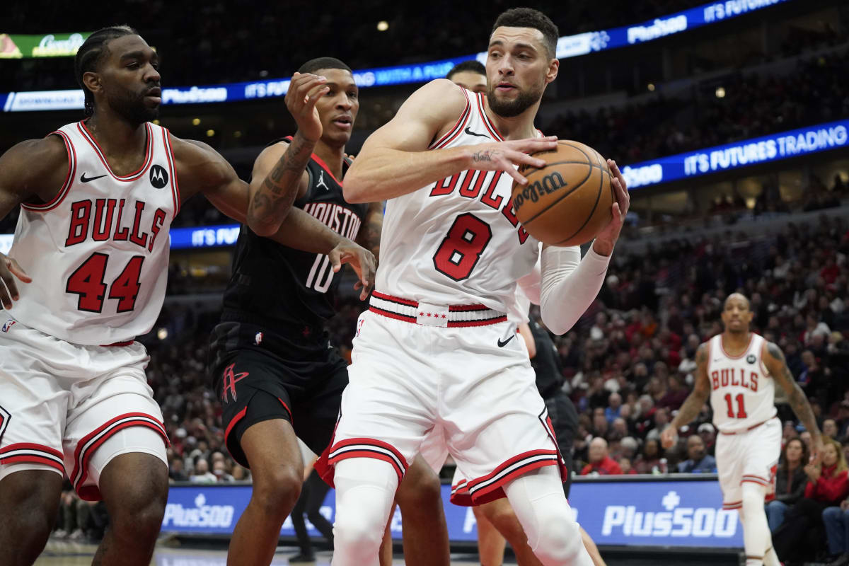 Bulls’ Zach LaVine to Undergo Season-Ending Surgery on Right Foot