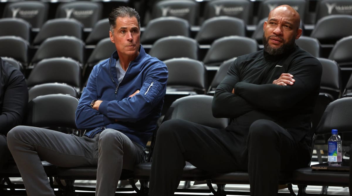 Lakers Stand Pat As NBA Trade Deadline Passes, and NBA Fans Were Confused