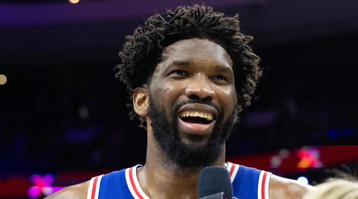 76ers’ Joel Embiid Had Perfect Reaction to Underwhelming All-Star Dunk Contest