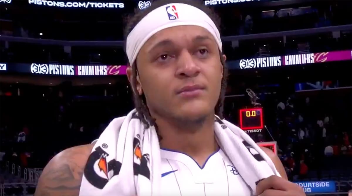 Magic’s Paolo Banchero Overcome by Emotion After Nailing And-One Game-Winner