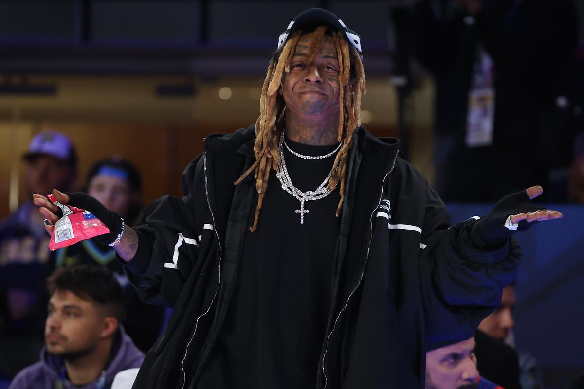 Lil Wayne Believes He Was 'Treated Like S---' at Lakers Game Because of Anthony Davis Comments