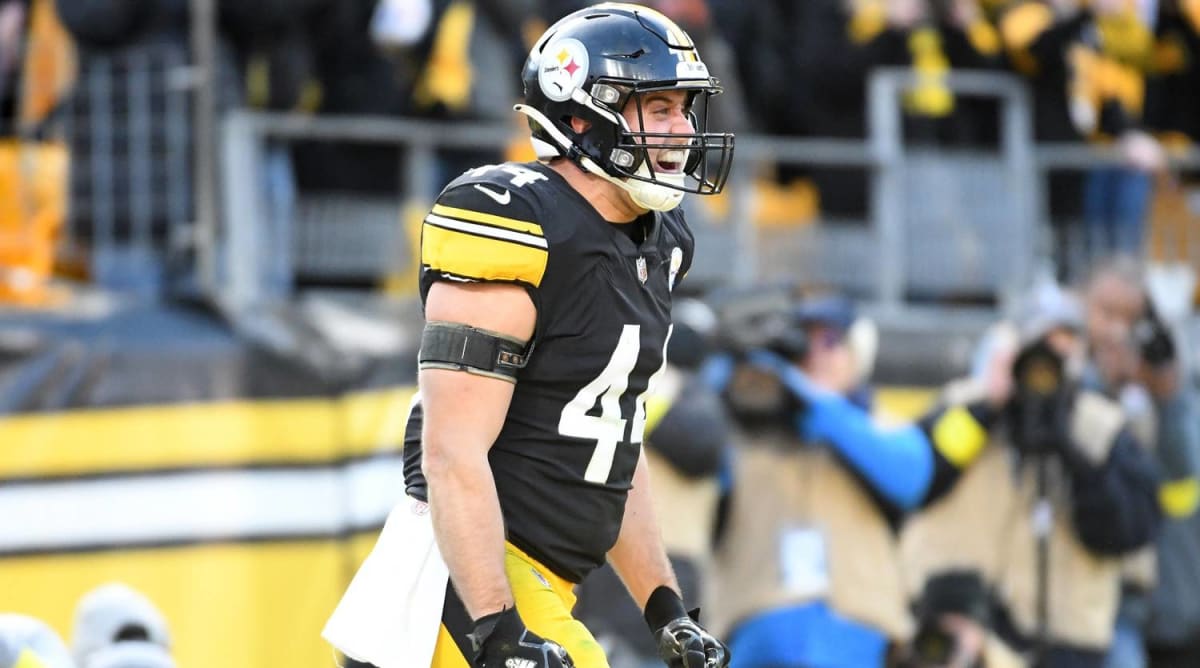 Former Steelers, Chargers FB Derek Watt Announces Retirement from NFL