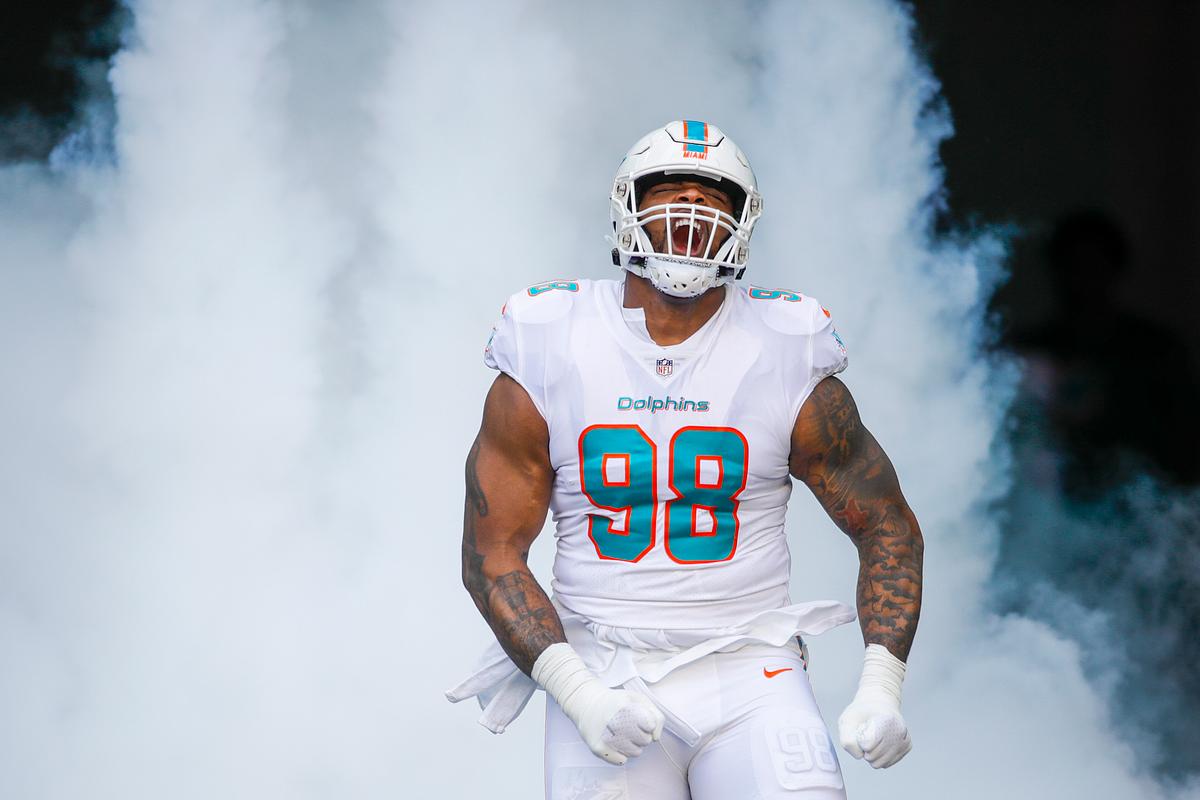 Colts Sign Former Dolphins Run-Stuffing Defensive Tackle to Deal