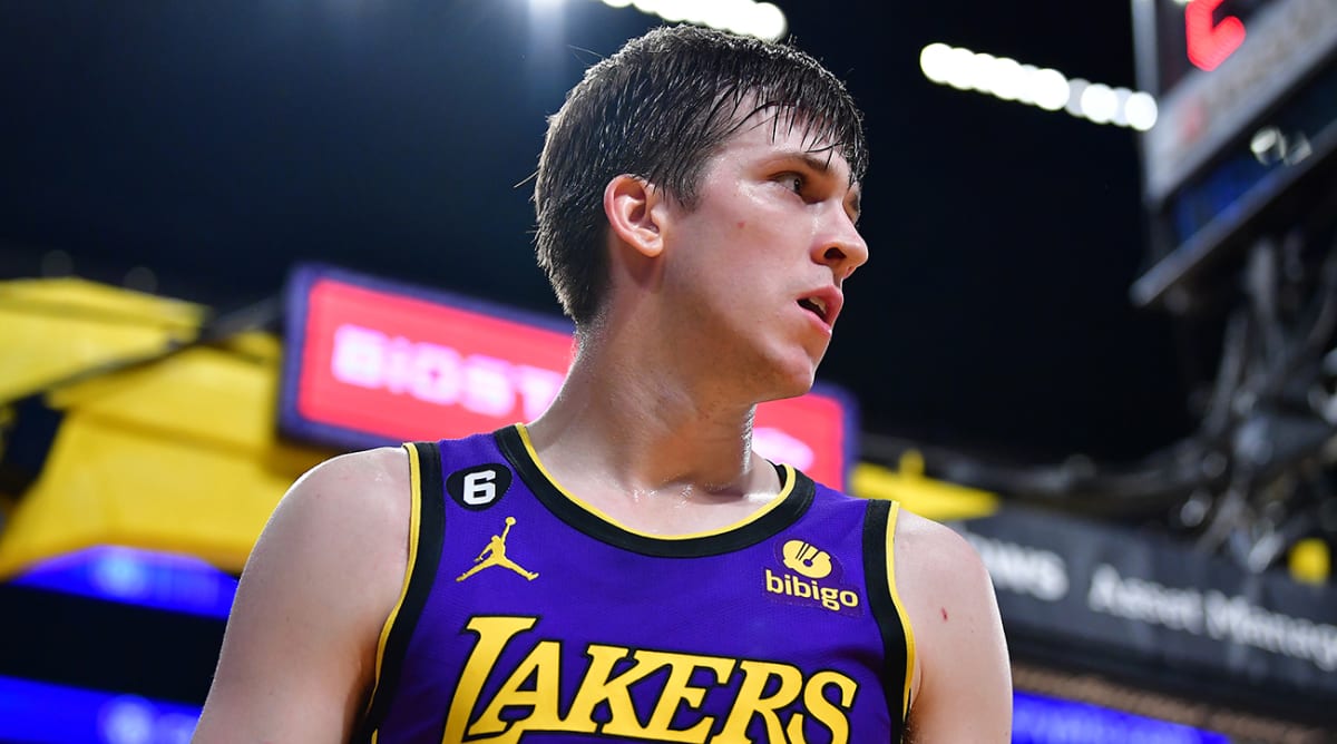 Lakers' Austin Reaves Left Speechless Trying to Defend Kevin Durant