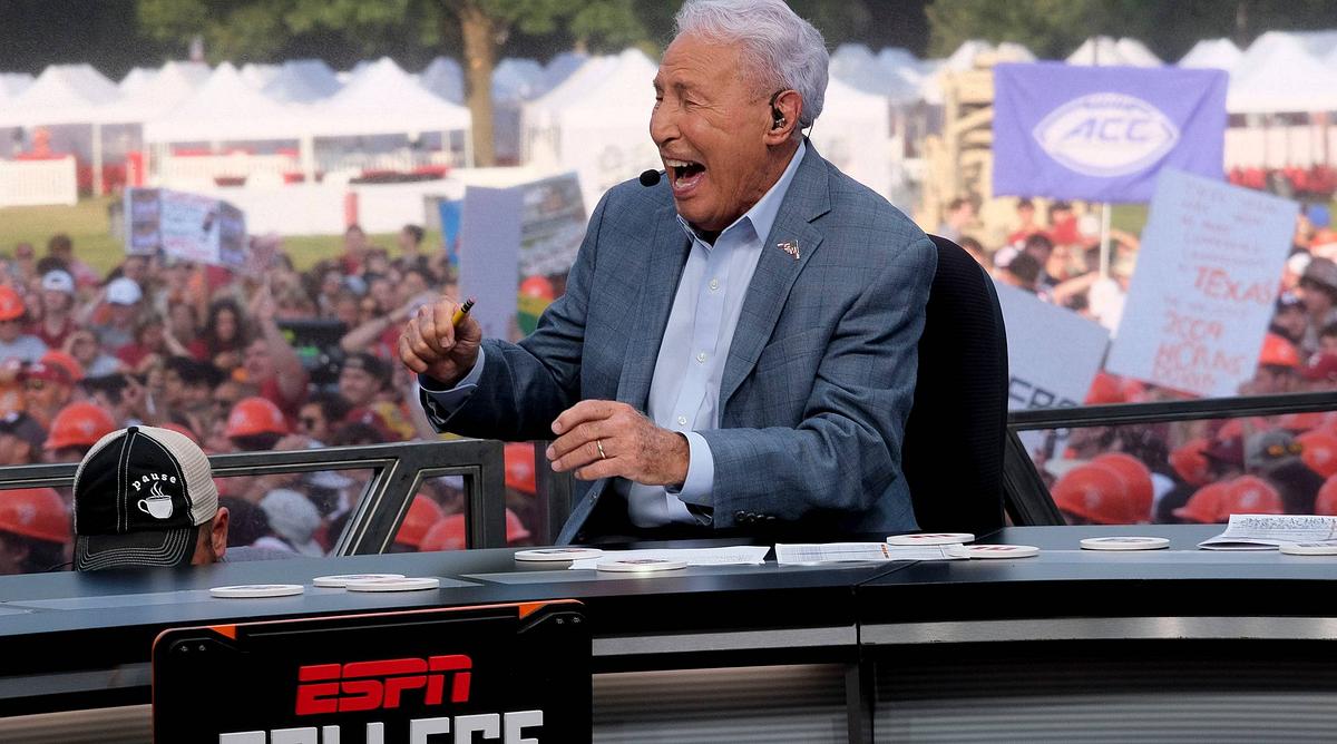 Lee Corso Seems to Accidentally Announce 'College Gameday' Destination for Week 3
