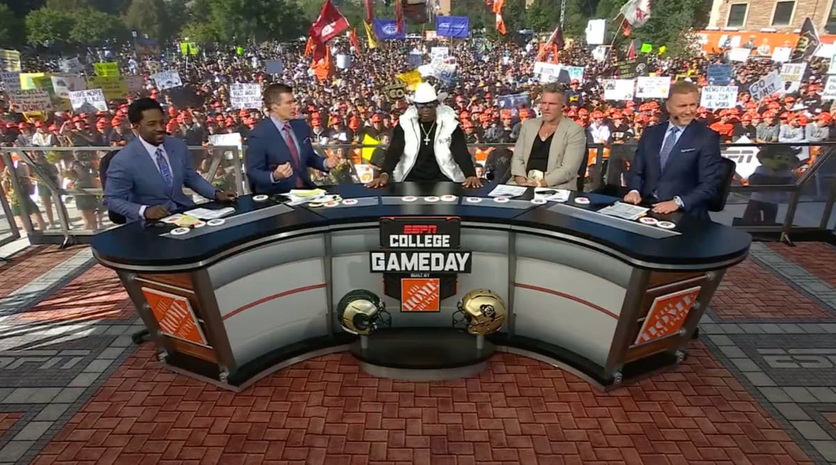 The Rock Caught Deion Sanders by Surprise With Epic ‘College GameDay’ Entrance