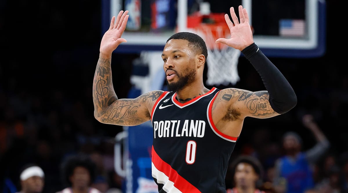 Damian Lillard Appears to Shade Trail Blazers in ’Farewell’ Song After Trade to Bucks